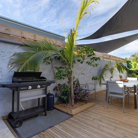 Villa Benjoin St-Pierre Piscine Chauffee Et Mer Сен-Пьер Экстерьер фото